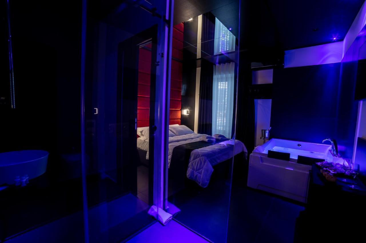 Maximum Hub Suite&Spa Палермо Екстериор снимка