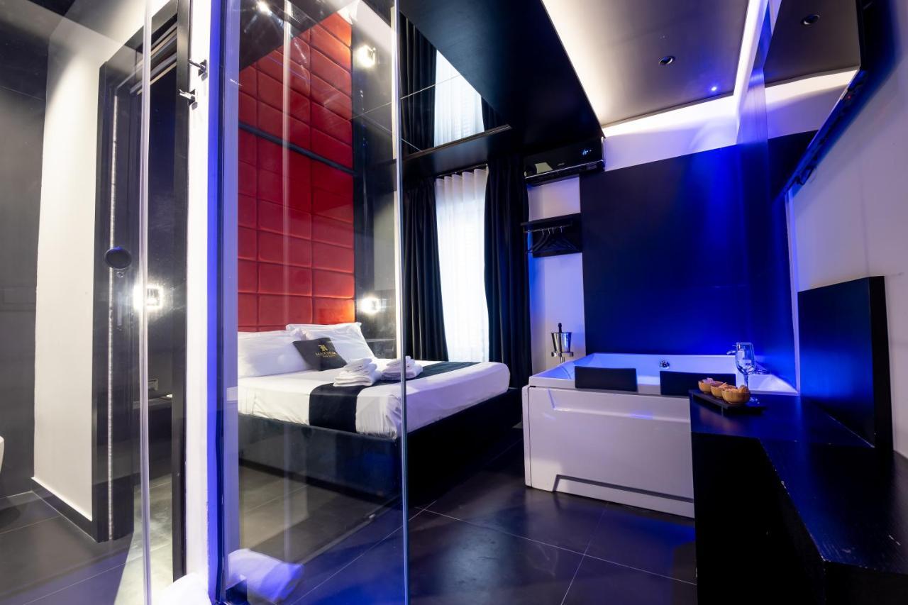 Maximum Hub Suite&Spa Палермо Екстериор снимка