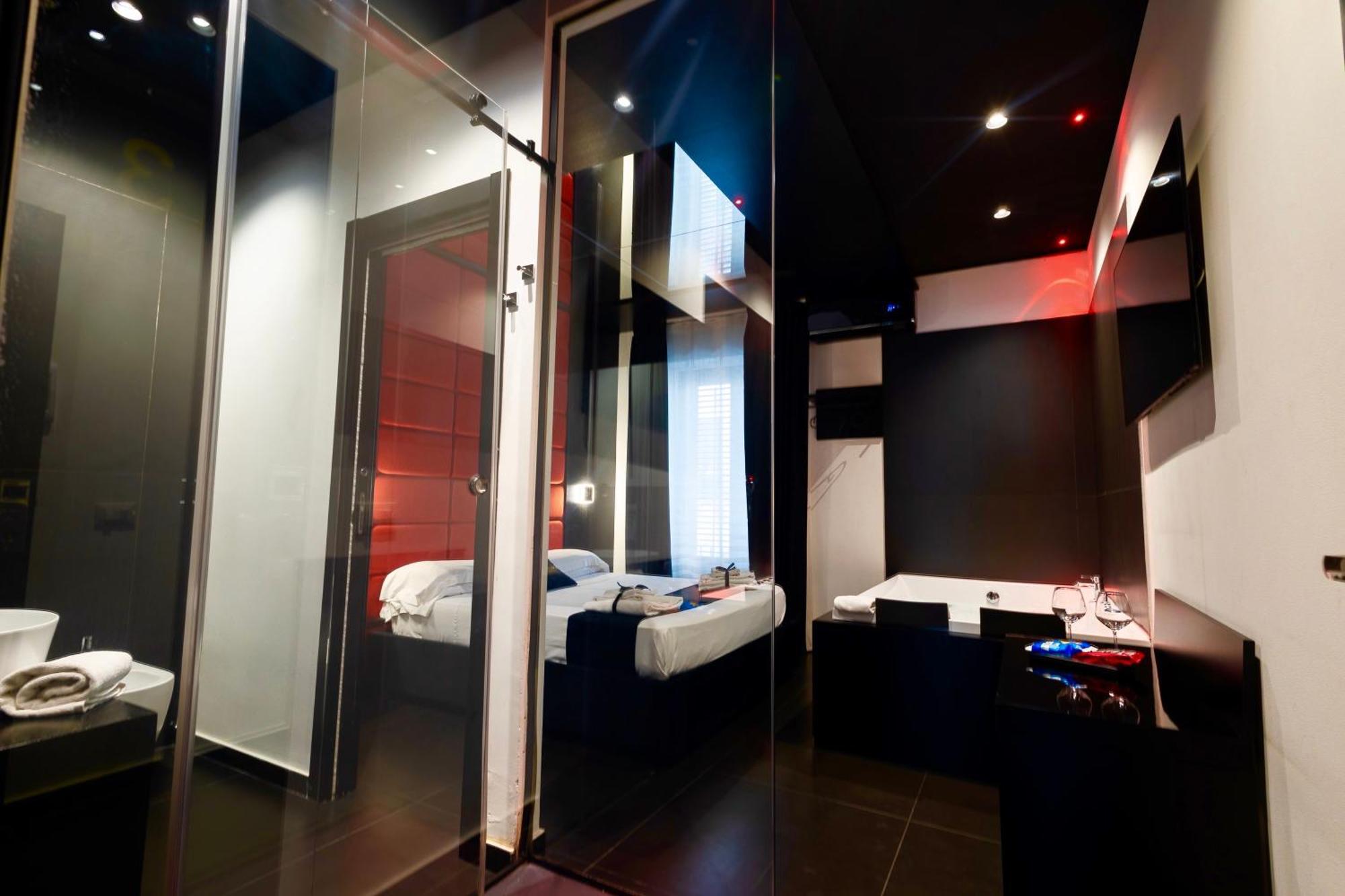 Maximum Hub Suite&Spa Палермо Екстериор снимка