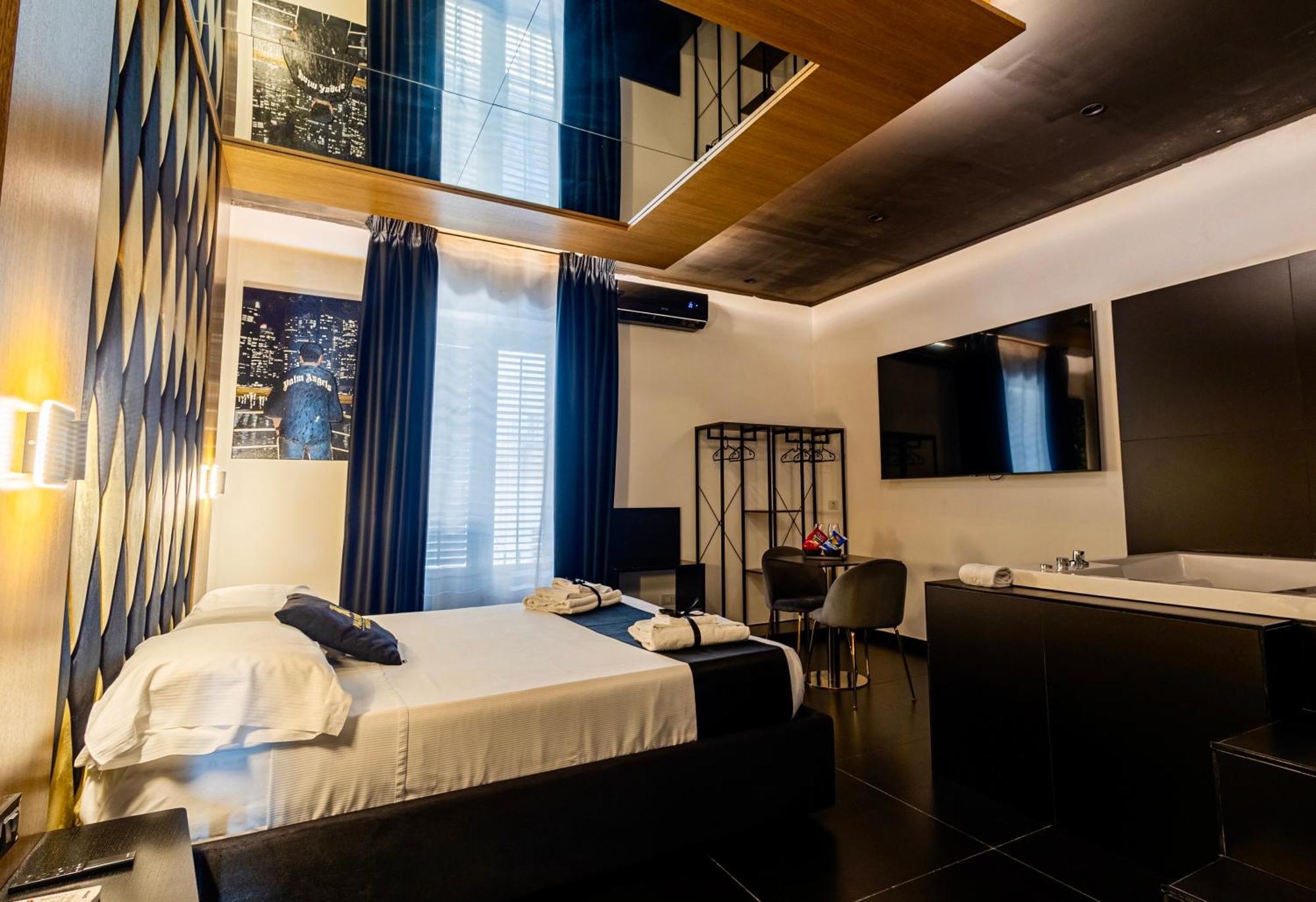 Maximum Hub Suite&Spa Палермо Екстериор снимка