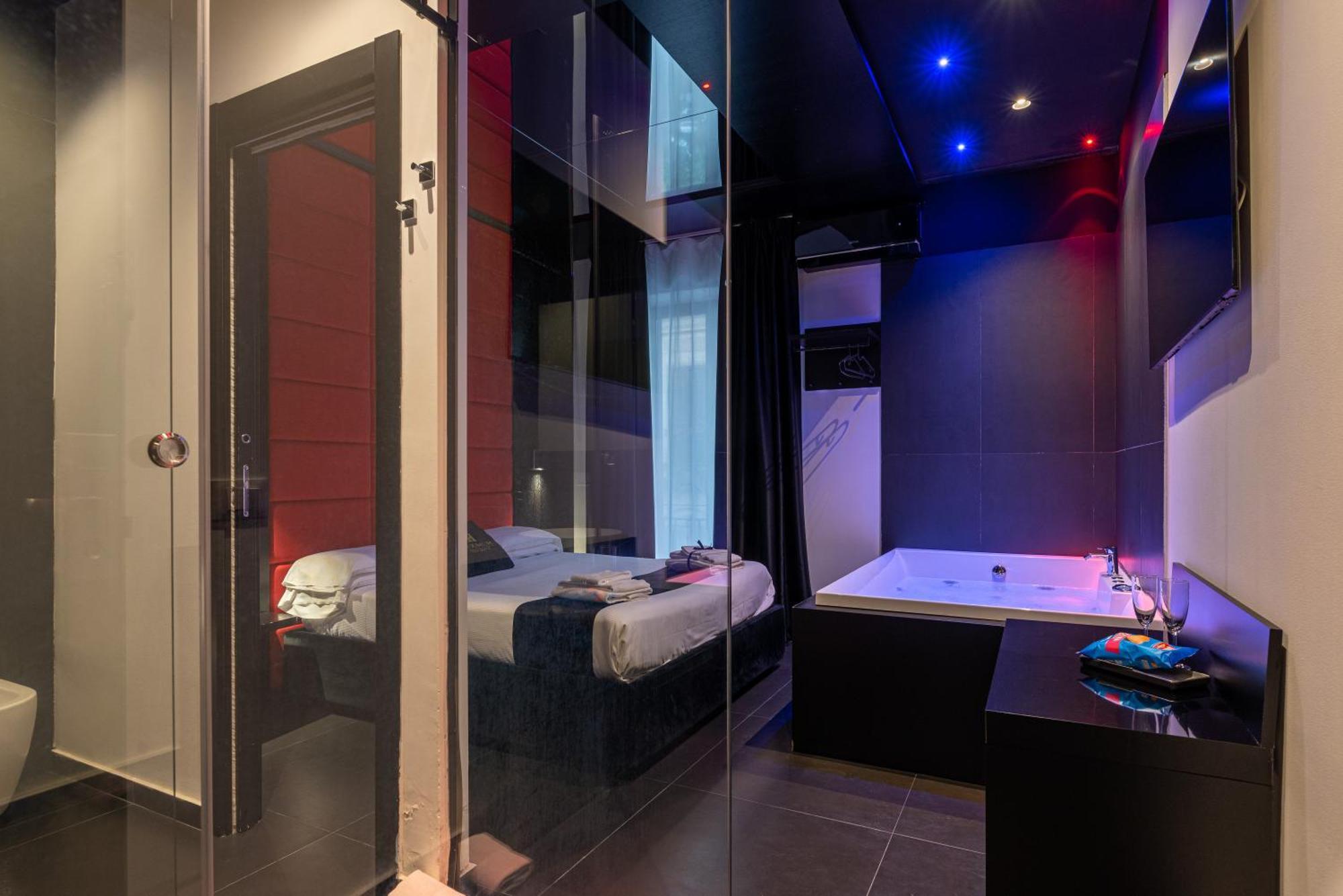 Maximum Hub Suite&Spa Палермо Екстериор снимка