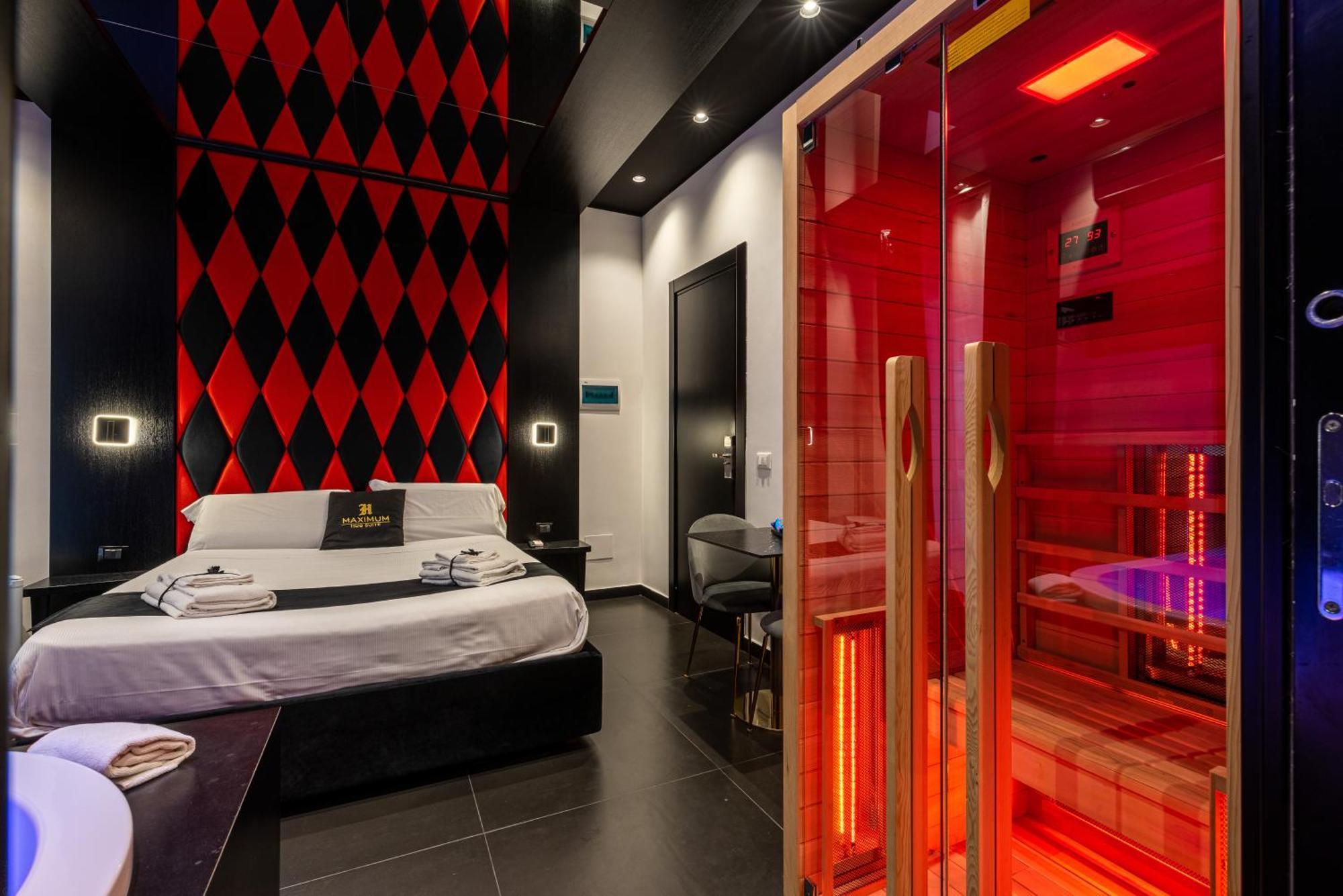 Maximum Hub Suite&Spa Палермо Екстериор снимка