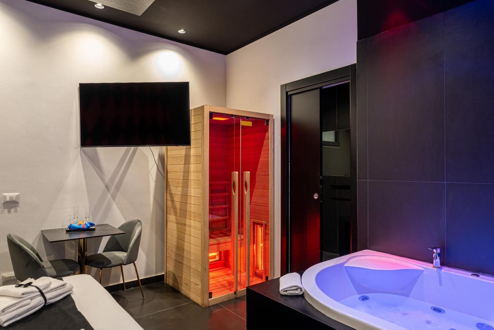 Maximum Hub Suite&Spa Палермо Екстериор снимка